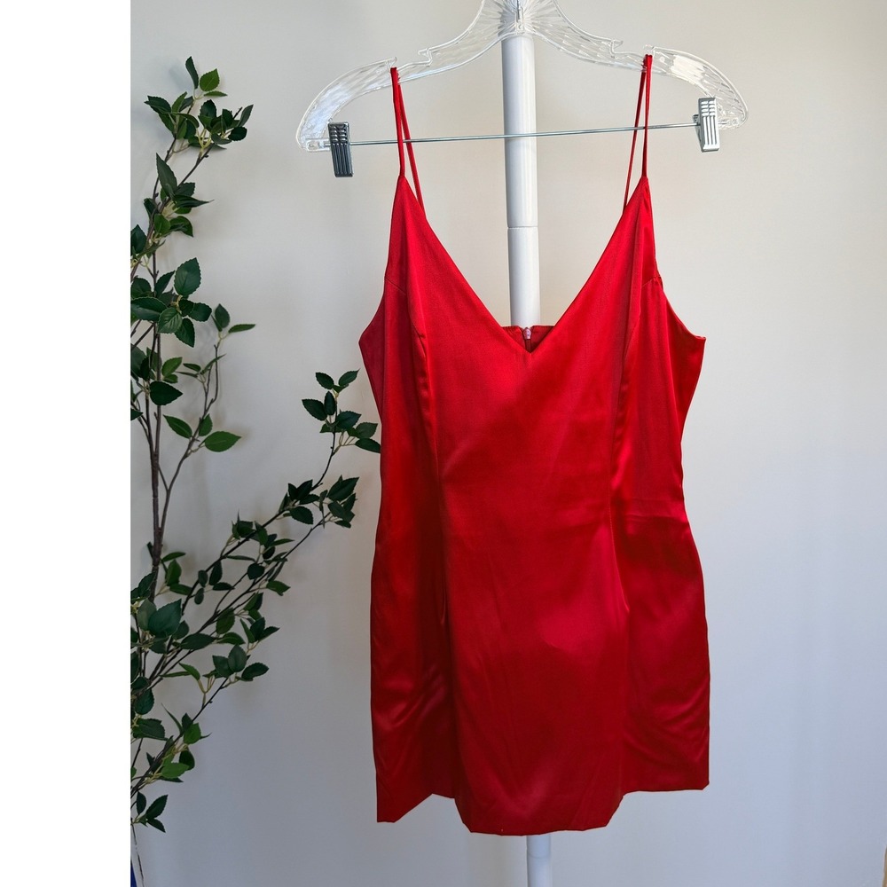 Lux LA Red Satin Mini Dress V-Neck Spaghetti Strap Cocktail Medium USA - Picture 2 of 7